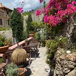 Villa-gaby Entiere Et Piscine