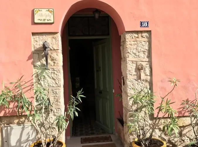 Villa-gaby Entiere Et Piscine